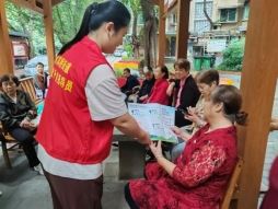 和睦村社区垃圾分类宣传活动